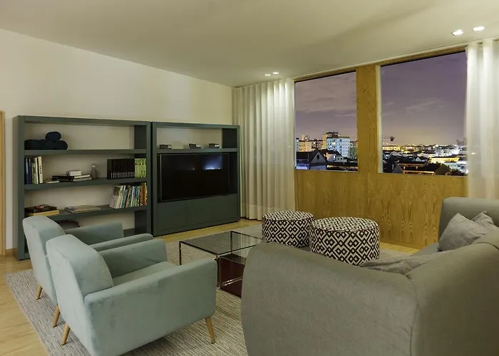 Praca 66 Pensjonat Porto