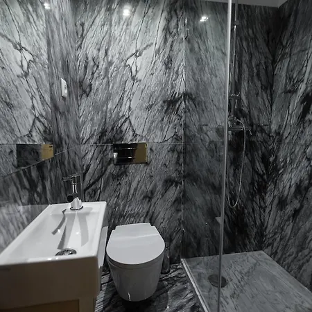 Praca 66 ゲストハウス